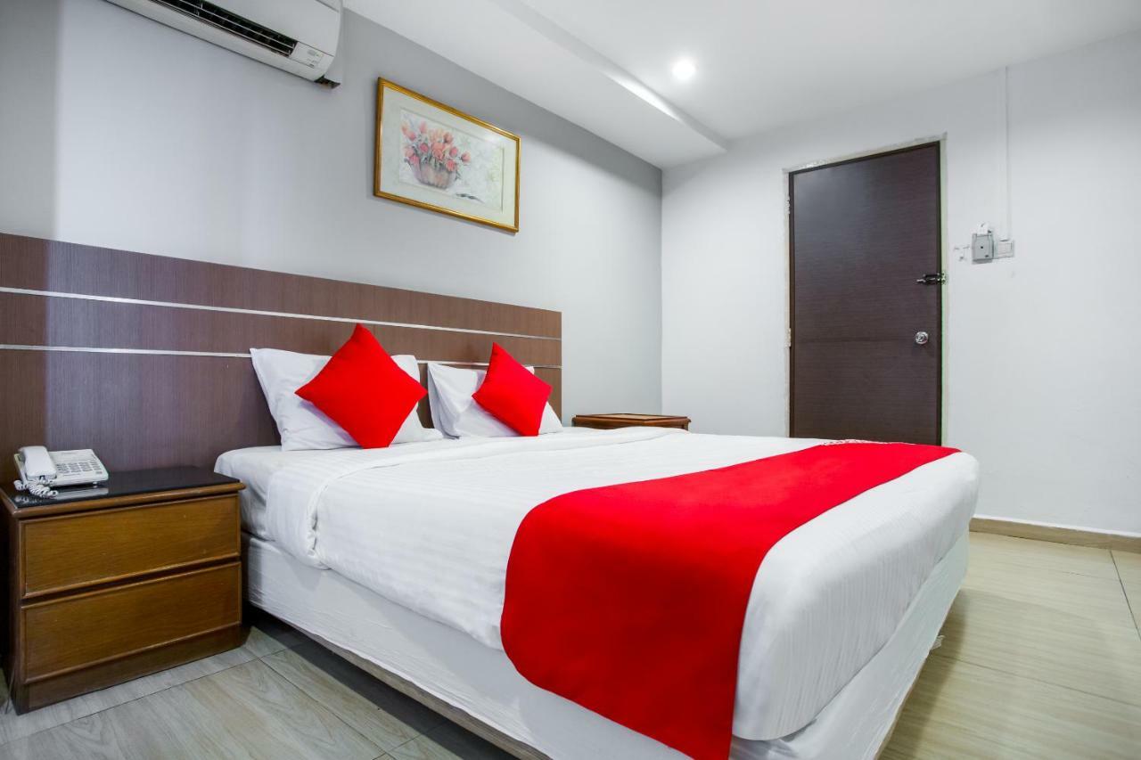 Oyo 106 Beach Hotel Сингапур Экстерьер фото