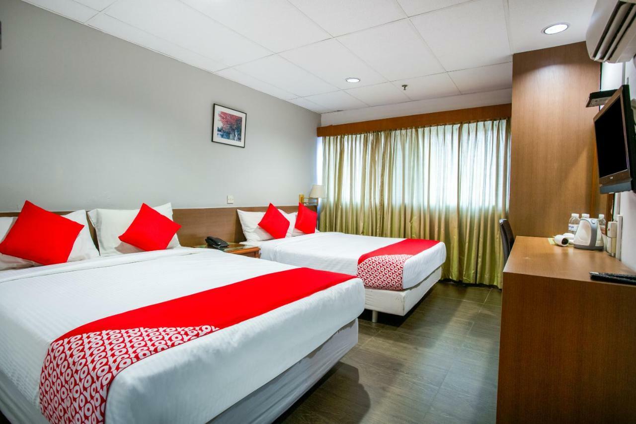 Oyo 106 Beach Hotel Сингапур Экстерьер фото