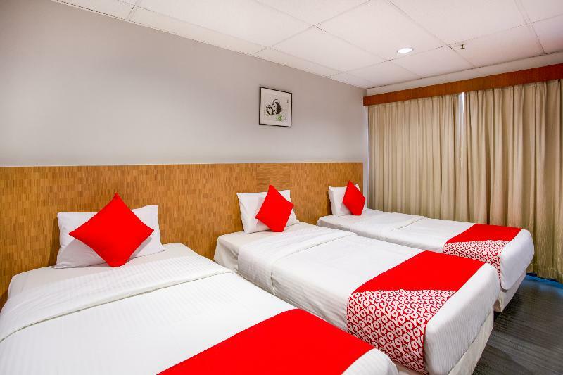 Oyo 106 Beach Hotel Сингапур Экстерьер фото